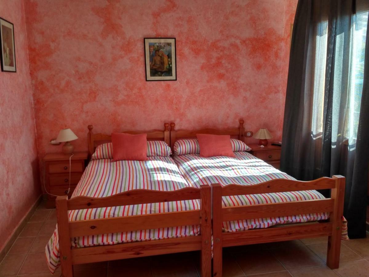 Maison d'hôtes Casa Marzo à Angues Chambre photo
