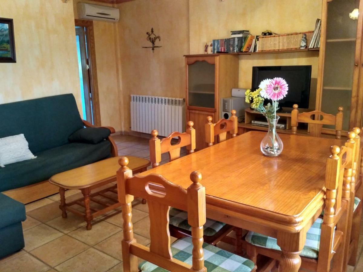 Maison d'hôtes Casa Marzo à Angues Extérieur photo